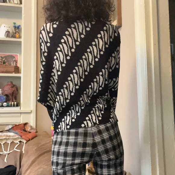 🏷️🎉🆕 nwt! • black & white zebra striped dolman batwing crinkle top - Picture 16 of 16